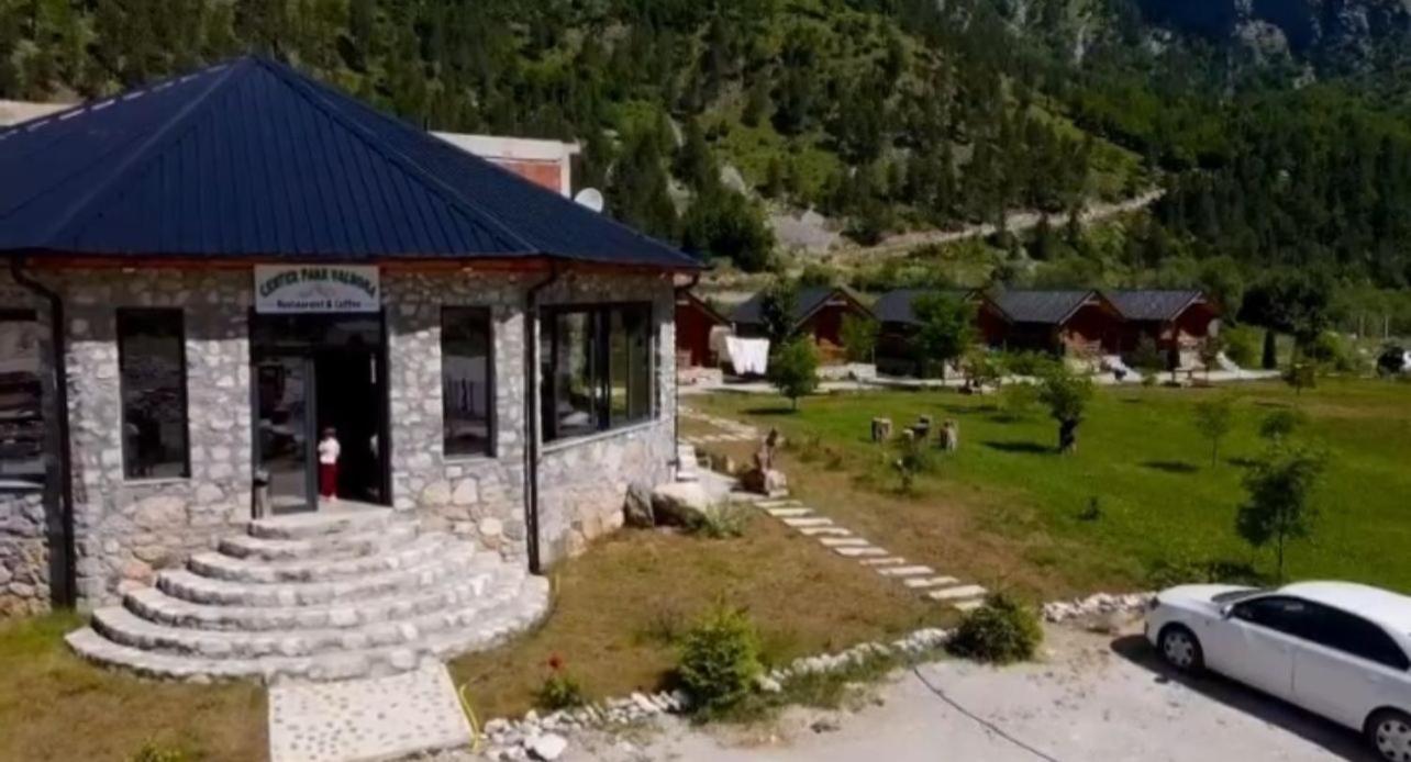 Cntr Park Villa Valbone