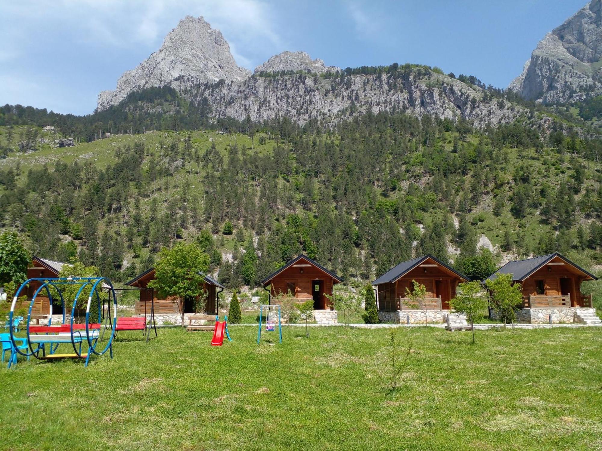 Cntr Park *
